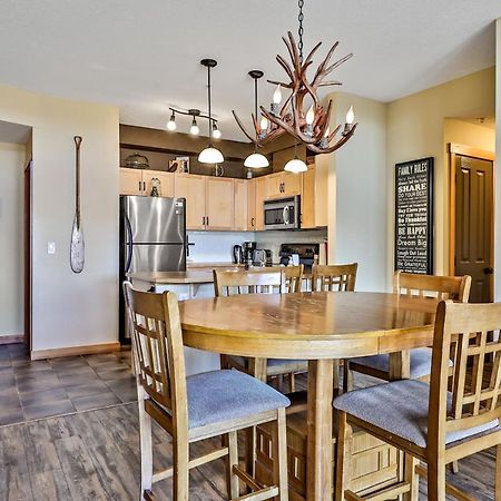 Spectacular Mountain View Corner Unit Pool Hot Tub Park Pass Apartman Canmore Kültér fotó