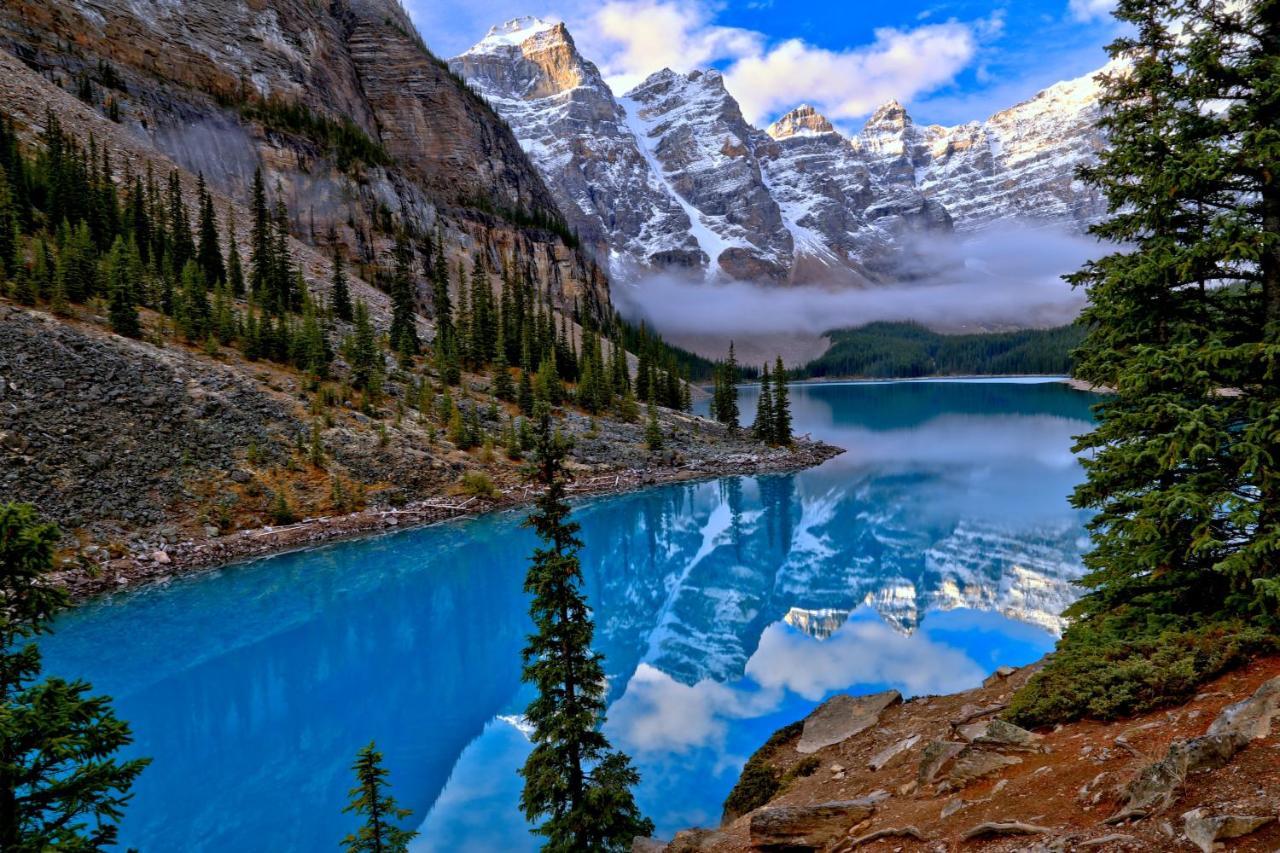 Spectacular Mountain View Corner Unit Pool Hot Tub Park Pass Apartman Canmore Kültér fotó